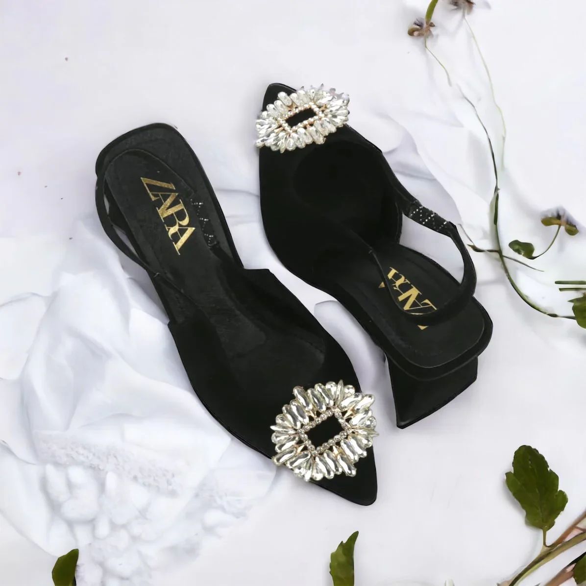 SPARK TRIANGLE BLOCK HEEL